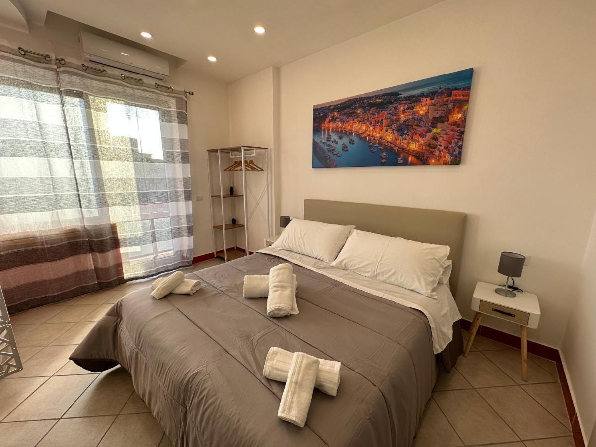 B&B Off Rooms And Relax Naples Exterior photo