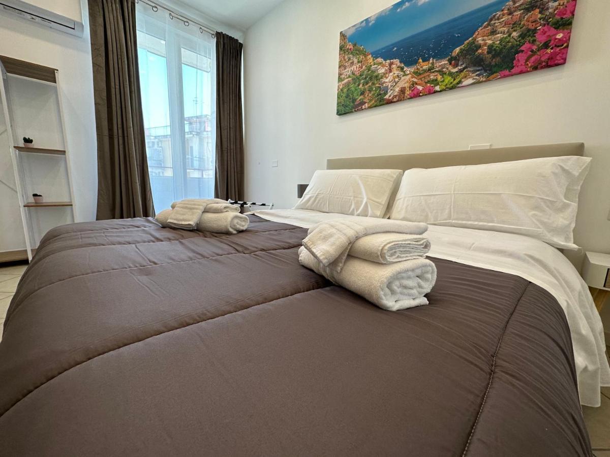 B&B Off Rooms And Relax Naples Exterior photo
