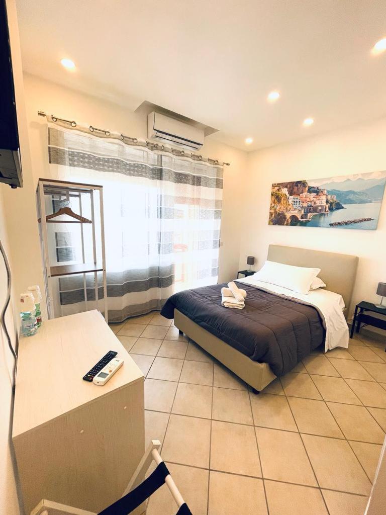 B&B Off Rooms And Relax Naples Exterior photo